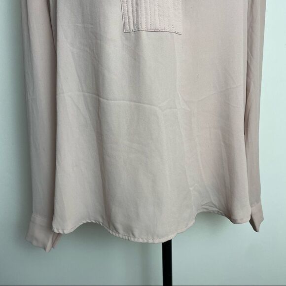 Forever 21 Peach Pink Shear Long Sleeve V Neck Dress Blouse size M Button Cuff - Picture 6 of 12